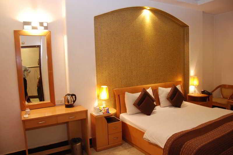 Hotel Emperor Palms New Delhi Eksteriør billede