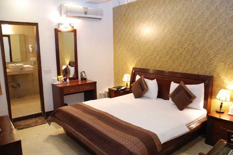 Hotel Emperor Palms New Delhi Eksteriør billede